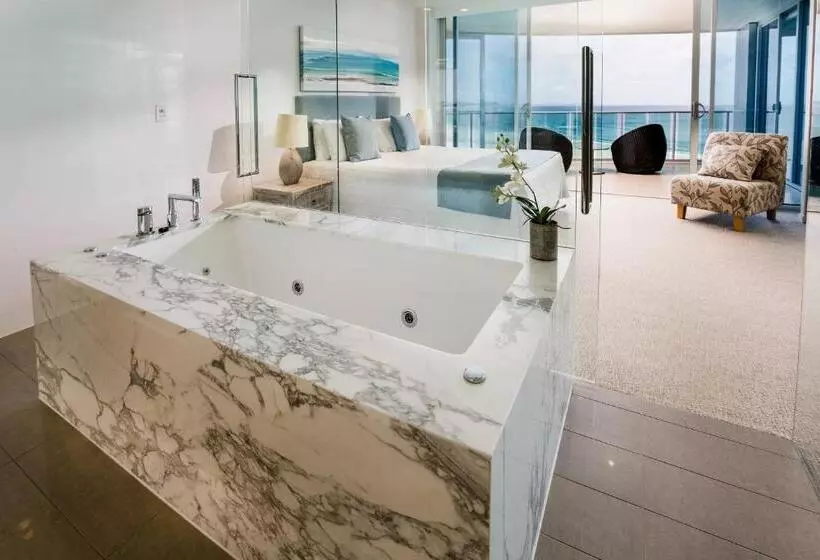 3 Bedroom Deluxe Apartment Sea View, Nirvana By The Sea