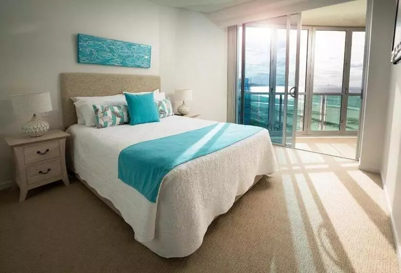 3 Bedroom Deluxe Apartment Sea View, Nirvana By The Sea