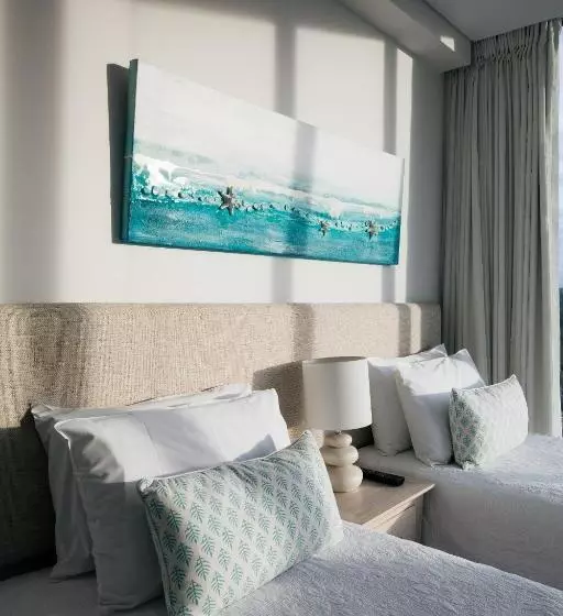3 Bedroom Deluxe Apartment Sea View, Nirvana By The Sea