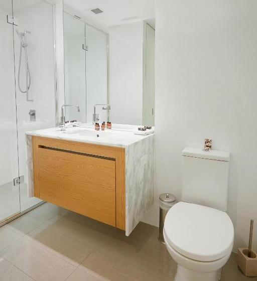 이그제큐티브 스위트, Nirvana By The Sea