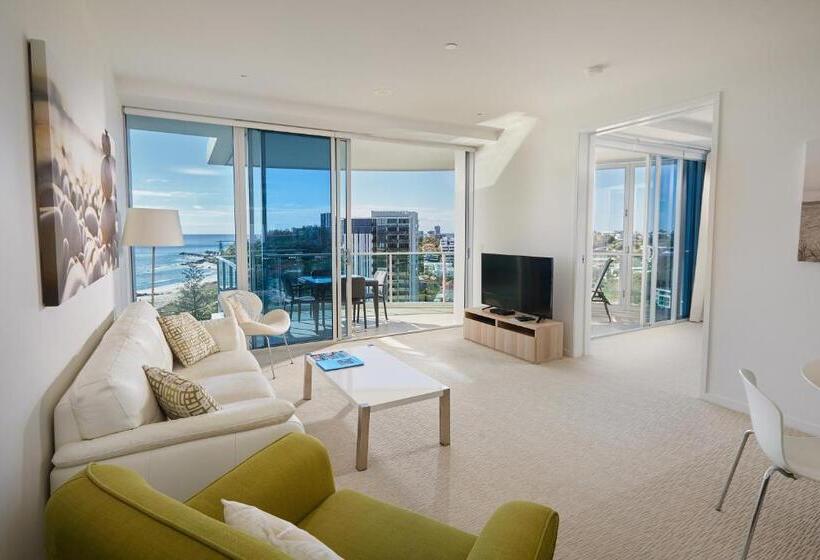 이그제큐티브 스위트, Nirvana By The Sea