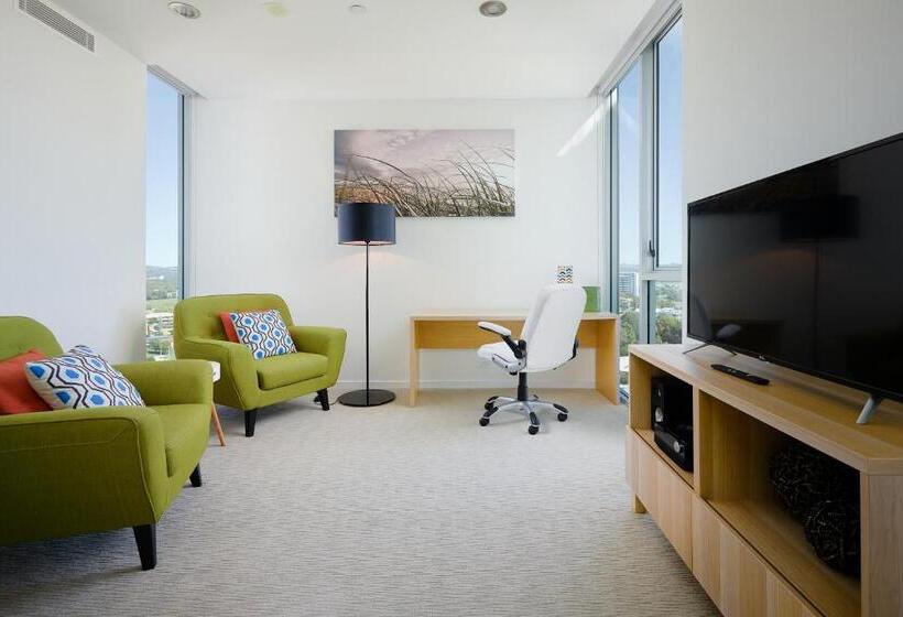 이그제큐티브 스위트, Nirvana By The Sea