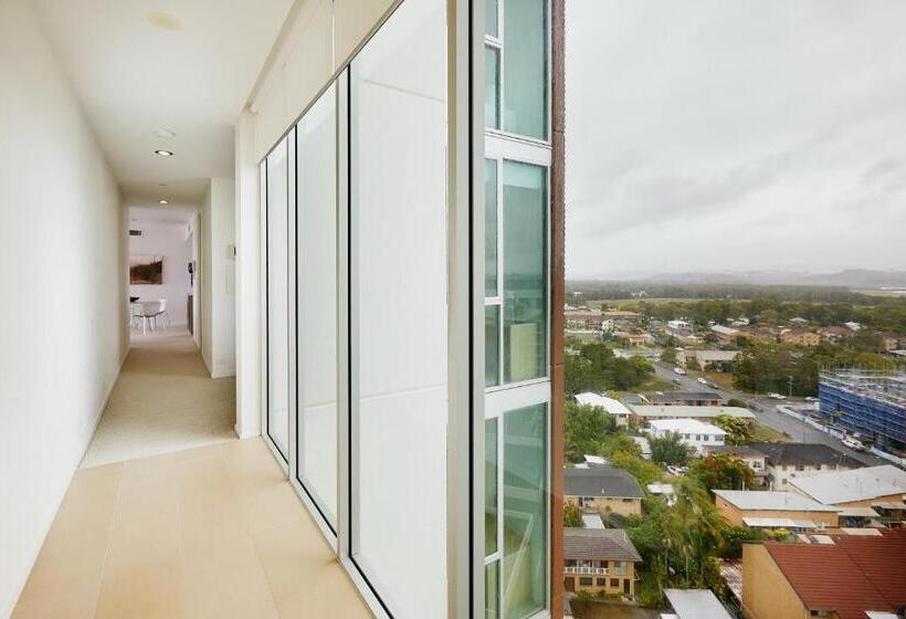 이그제큐티브 스위트, Nirvana By The Sea