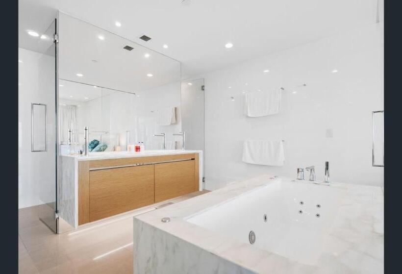 침실 3개 아파트, Nirvana By The Sea