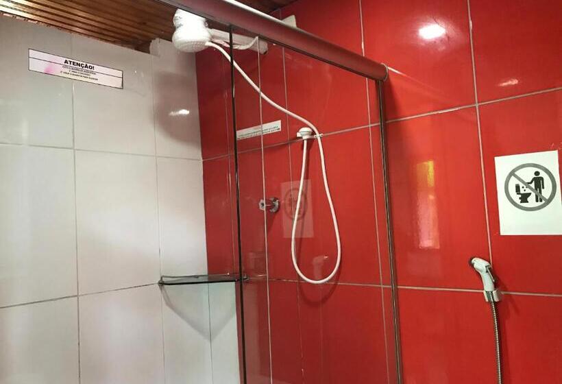 חדר סטנדרט לשלושה עם מרפסת, Pousada Alto Astral