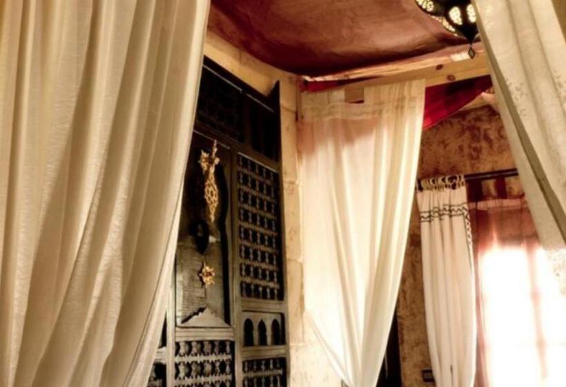 ジュニアスイート, Rose Noire