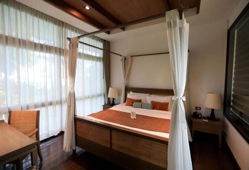 Люкс, Akira Lipe Resort
