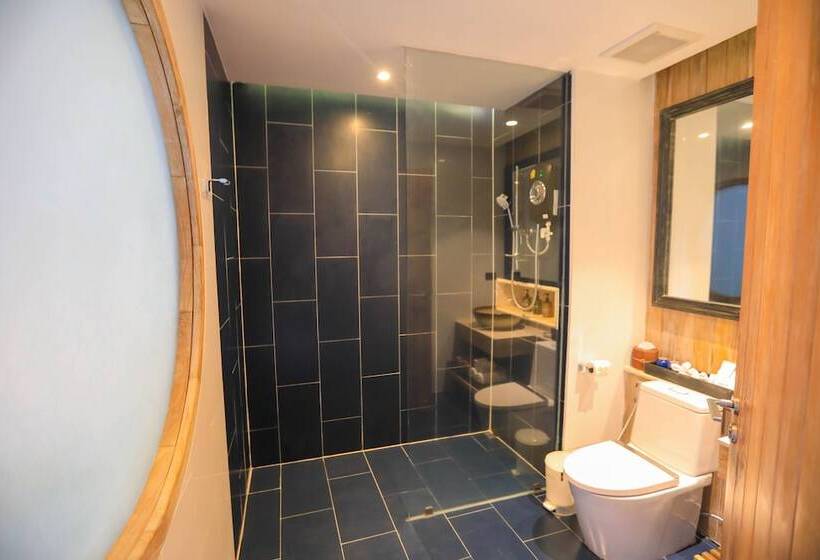 带泳池观景的豪华房, Akira Lipe Resort