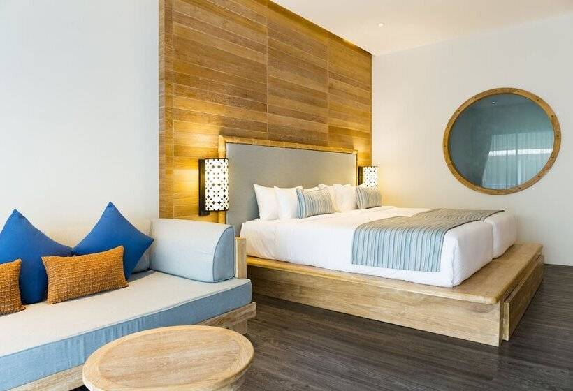 带泳池观景的豪华房, Akira Lipe Resort