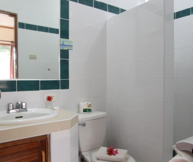 Penthouse Rum, El Galleon Beach Resort