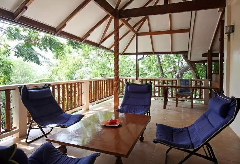 ペントハウスルーム, El Galleon Beach Resort