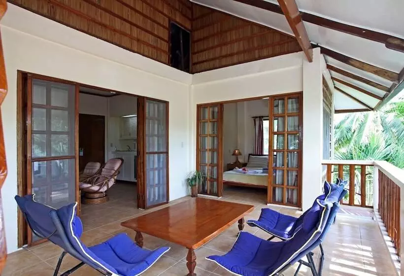 ペントハウスルーム, El Galleon Beach Resort