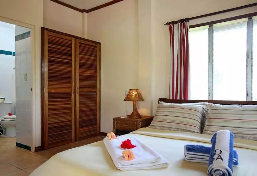 ペントハウスルーム, El Galleon Beach Resort