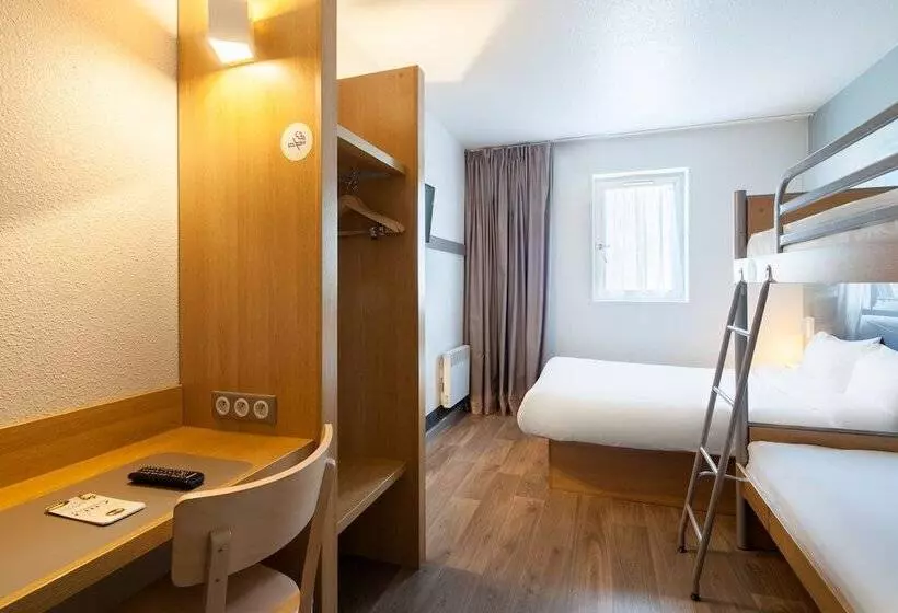 スタンダード４人部屋, B&b Hotel Maurepas