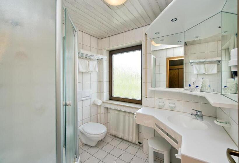 Номер Deluxe, Bären