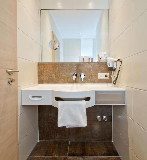 Номер Deluxe, Bären