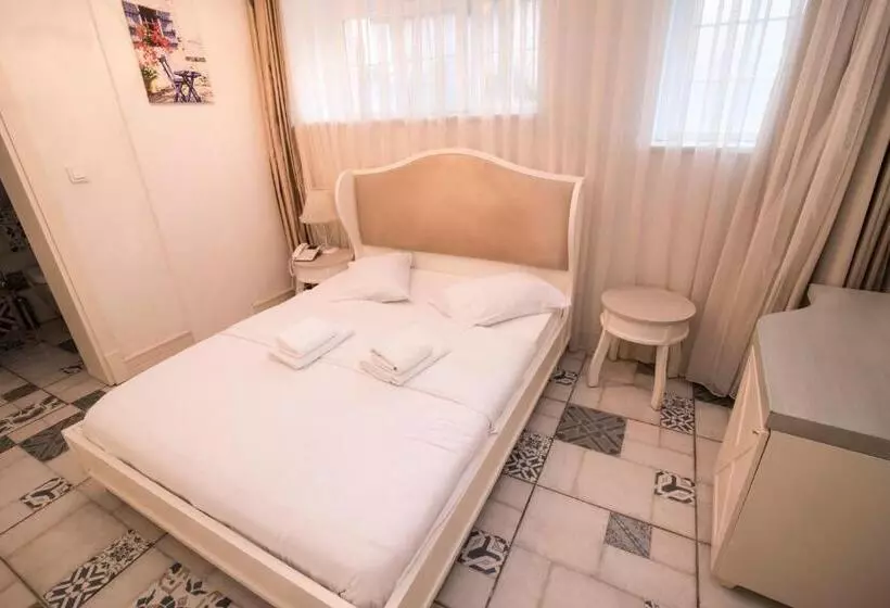 スタンダードルーム, Buyukada Cankaya