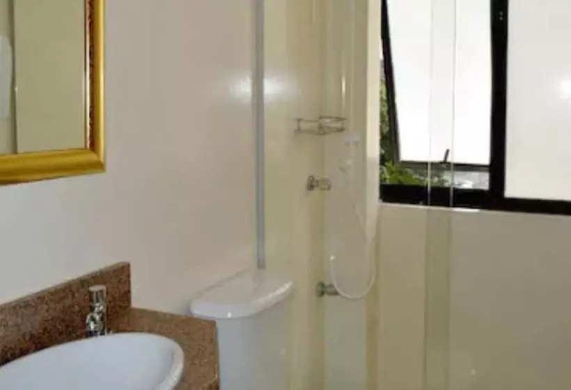 Deluxe-huone, Condall Palace