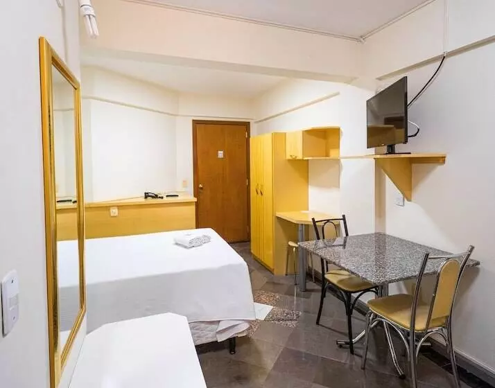 Deluxe-huone, Condall Palace