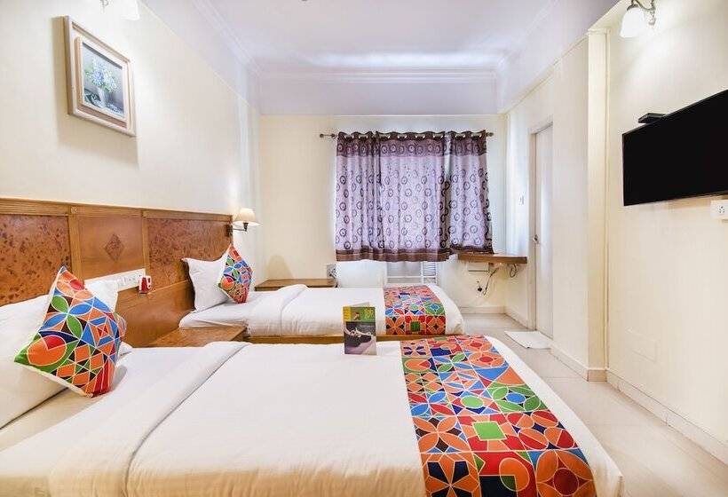 Номер Deluxe, Fabhotel Metro Manor Central Station