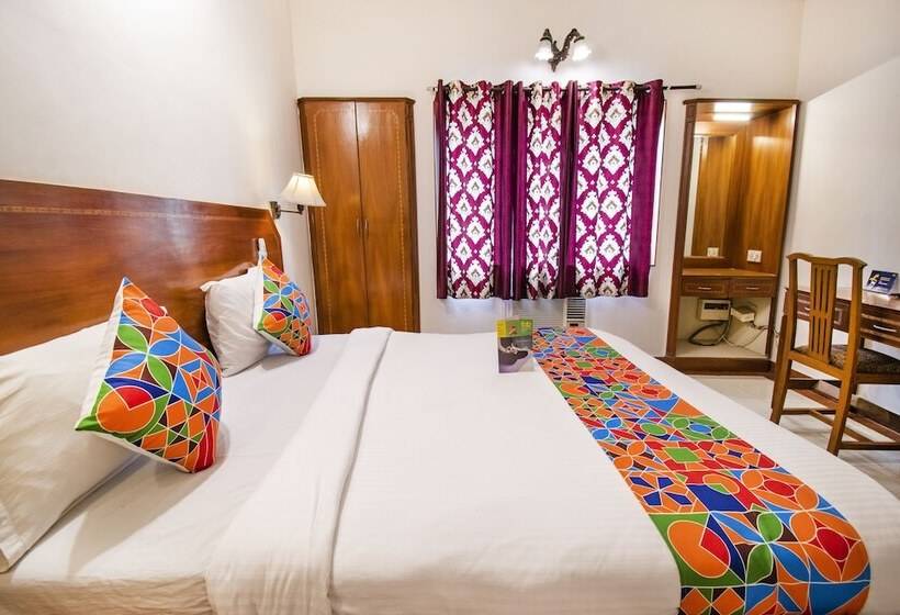 Люкс, Fabhotel Metro Manor Central Station