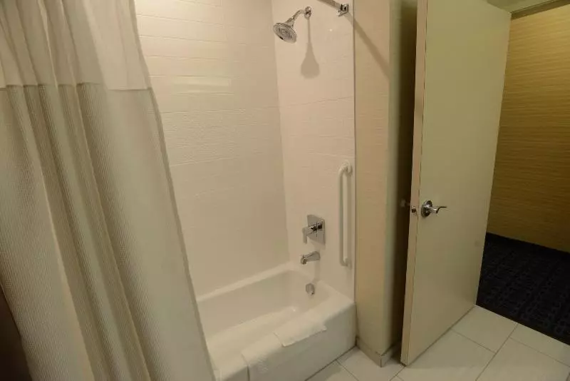 Standard-huone Queen-vuode, Fairfield Inn & Suites By Marriott Bowling Green