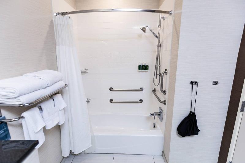 Номер Стандартный Кровать Куин, Fairfield Inn & Suites By Marriott Bowling Green