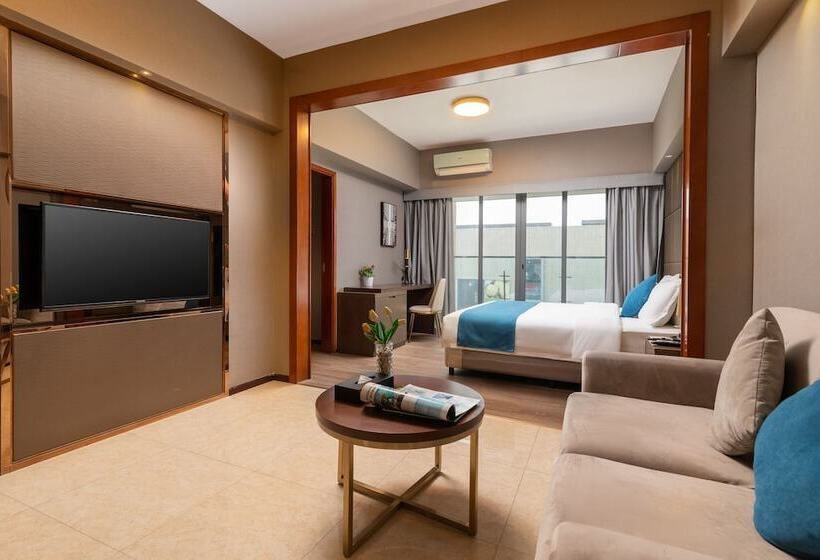 سوییت اجرایی, Poltton International Apartment