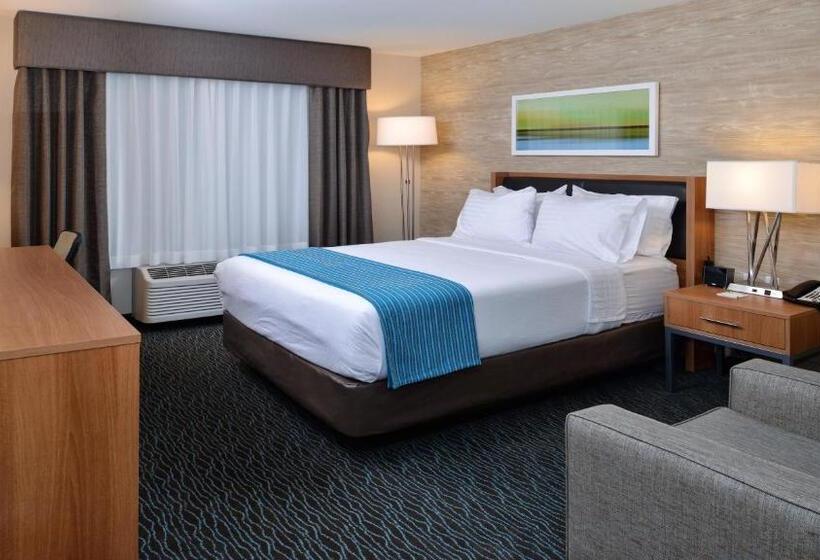 חדר סטנדרט מותאם לאדם עם מוגבלויות, Holiday Inn Hotel & Suites Edmonton Airport Conference Centre, An Ihg