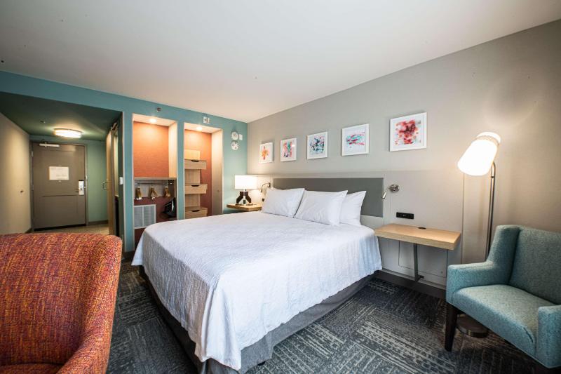 Люкс, Holiday Inn Hotel & Suites Edmonton Airport Conference Centre, An Ihg