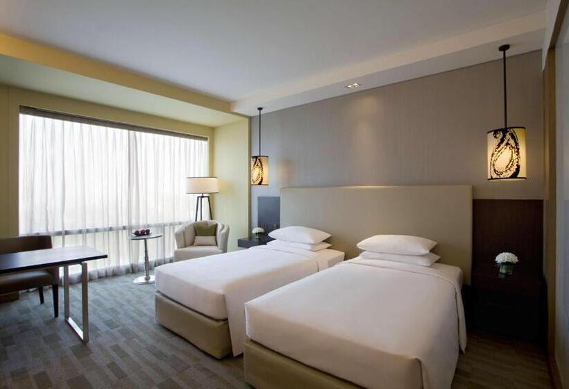 Номер Стандарт Вид на Реку, Hyatt Regency Ahmedabad