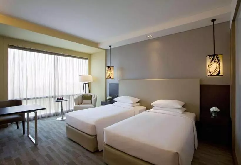 リバービュースタンダードルーム, Hyatt Regency Ahmedabad