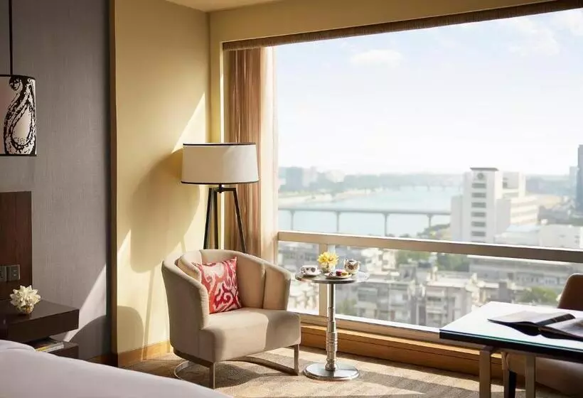 リバービュースタンダードルーム, Hyatt Regency Ahmedabad