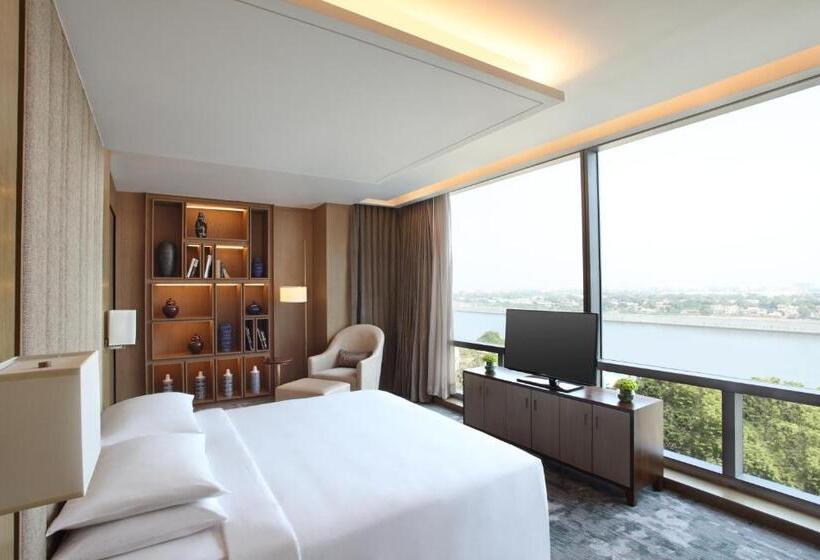 スイート, Hyatt Regency Ahmedabad