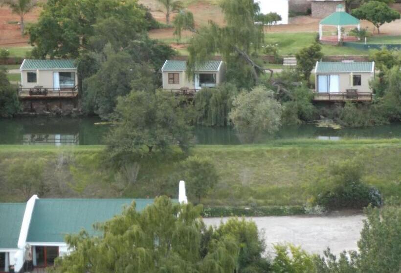 کلبه ییلاقی, Old Mill Lodge, Seasonal Working Ostrich Farm & Restaurant, Oudtshoorn