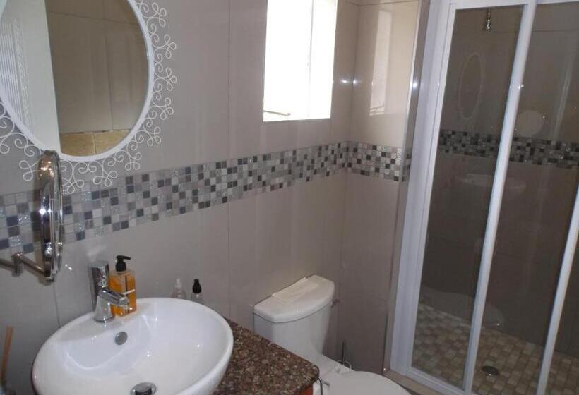 اتاق استاندارد با چشم‌انداز باغ, Old Mill Lodge, Seasonal Working Ostrich Farm & Restaurant, Oudtshoorn