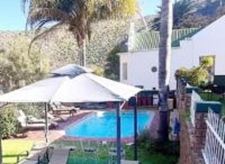 اتاق استاندارد با تخت بزرگ, Old Mill Lodge, Seasonal Working Ostrich Farm & Restaurant, Oudtshoorn