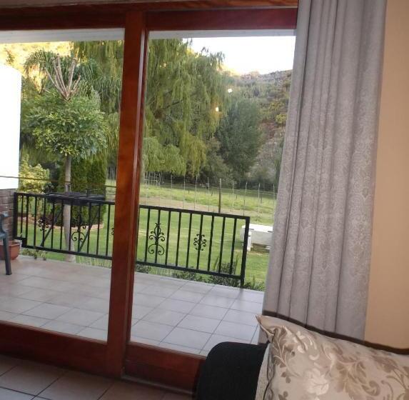 اتاق استاندارد با چشم‌انداز کوهستان, Old Mill Lodge, Seasonal Working Ostrich Farm & Restaurant, Oudtshoorn