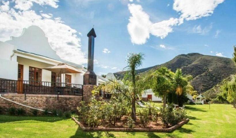 اتاق استاندارد با چشم‌انداز باغ, Old Mill Lodge, Seasonal Working Ostrich Farm & Restaurant, Oudtshoorn