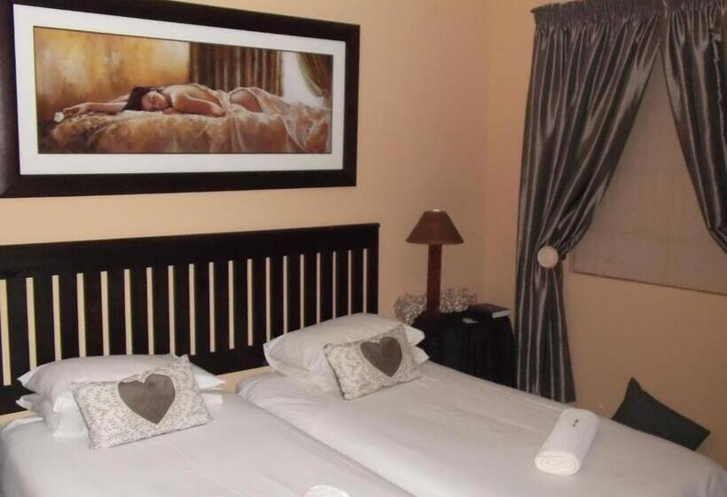 اتاق خانوادگی, Old Mill Lodge, Seasonal Working Ostrich Farm & Restaurant, Oudtshoorn