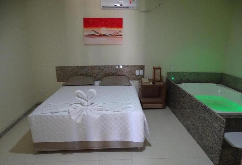 חדק דלוקס עם ג'קוזי, Porto Bali