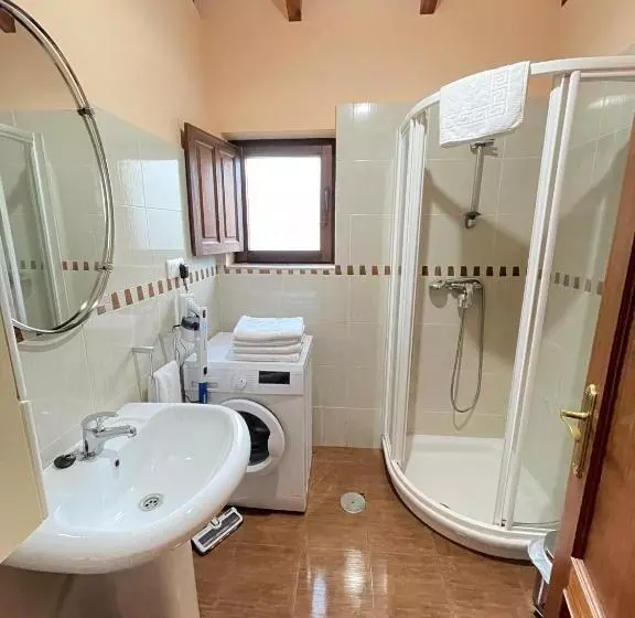庭の見える１ベッドルームアパートメント, Posada La Cabana De Salmon