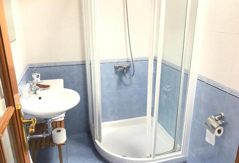 اتاق استاندارد چهار تخته, Posada La Cabana De Salmon