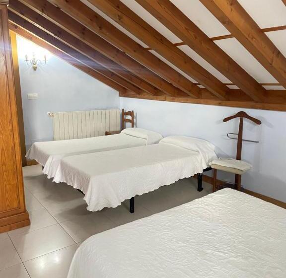 اتاق استاندارد چهار تخته, Posada La Cabana De Salmon