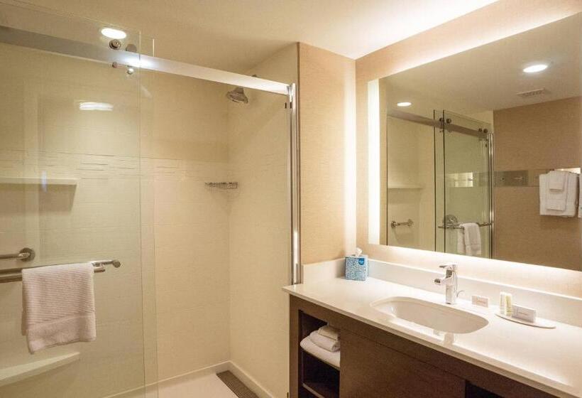 标准工作室, Residence Inn By Marriott Seattle University District