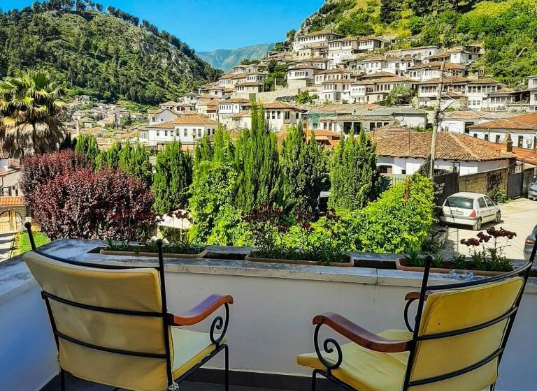 חדר סטנדרט עם מרפסת, Rezidenca Desaret