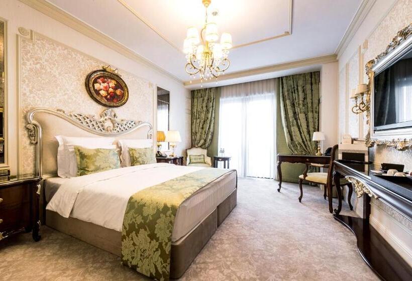 キングサイズベッドのスーペリアルーム, Rixos Khadisha Shymkent