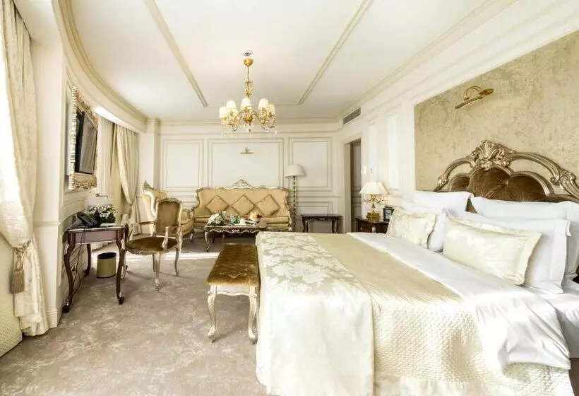 سوییت جونیور, Rixos Khadisha Shymkent