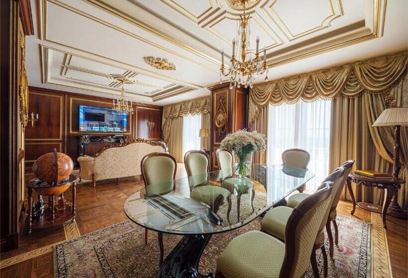 プレジデントスイートルーム, Rixos Khadisha Shymkent