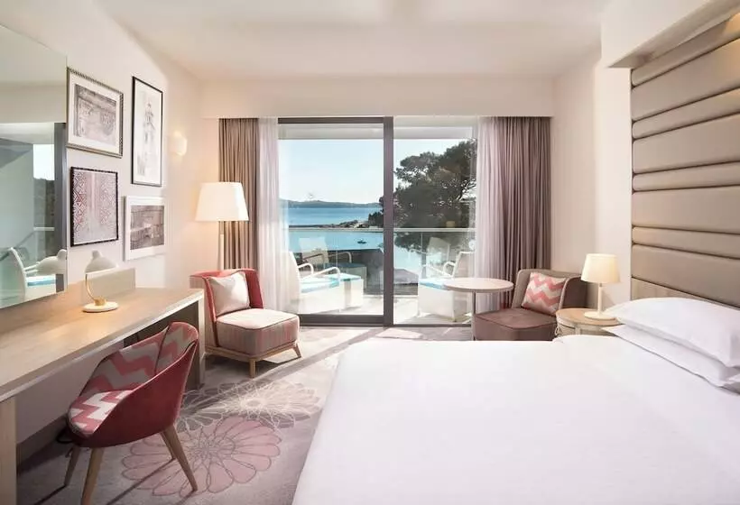 オーシャンビューデラックスルームバルコニー付き, Sheraton Dubrovnik Riviera